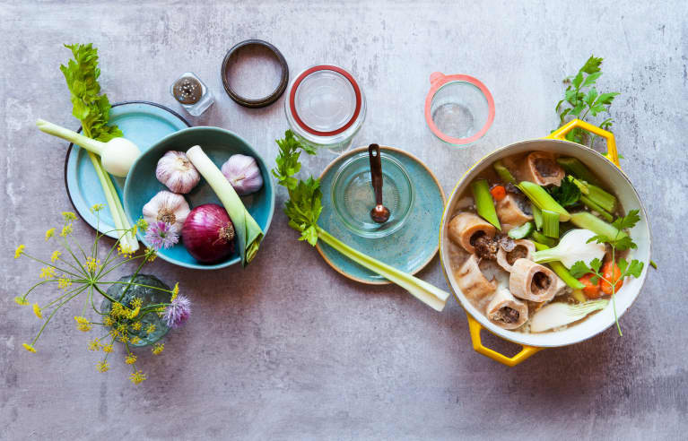 It's Time To Add Bone Broth To Your Diet With These Simple Gut-Healing Recipes It's Time To Add Bone Broth To Your Diet With These Simple Gut-Healing Recipes