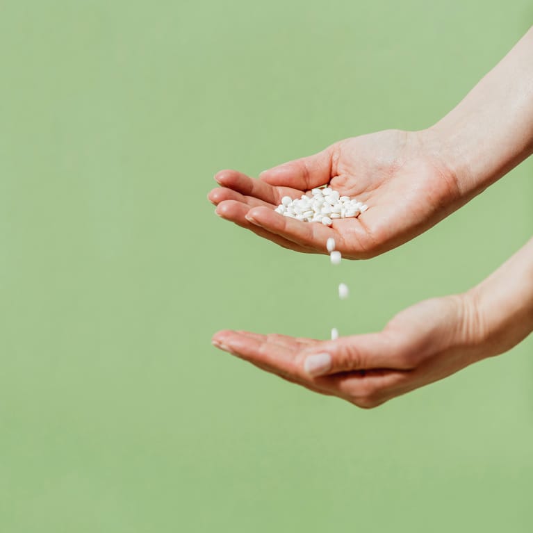 Everything You Ever Wanted To Know About Choosing A Good Probiotic