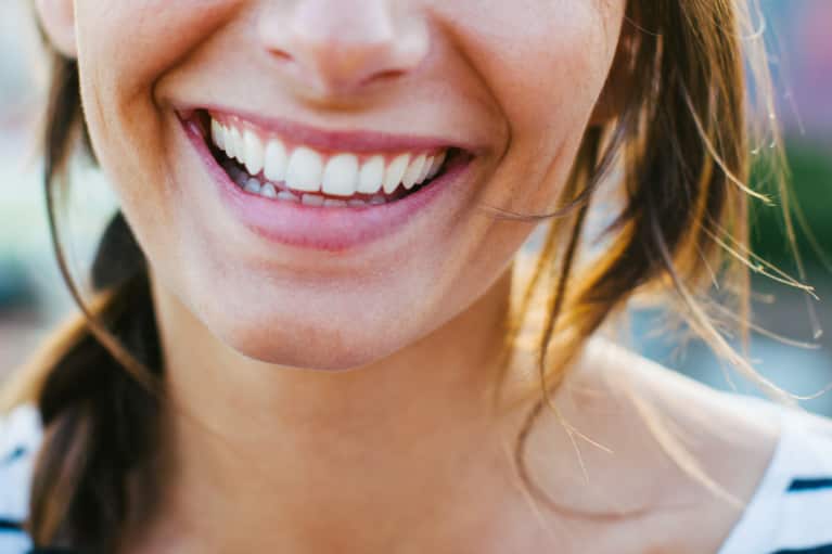 You Need This: A Holistic Dentist's 5-Step Routine For Perfect Oral Hygiene
