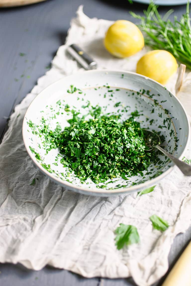 How This Parsley Face Mask Can Give You Glowing Skin