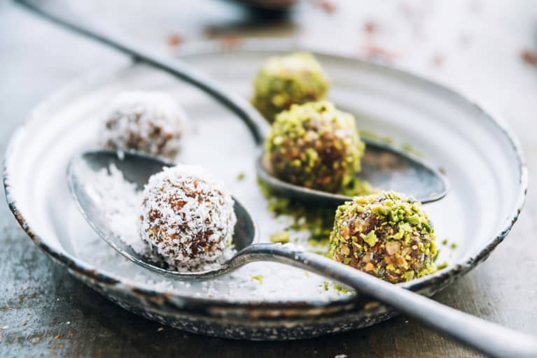 This No-Bake Dessert Is A Sweet Treat Your Skin Will Thank You For