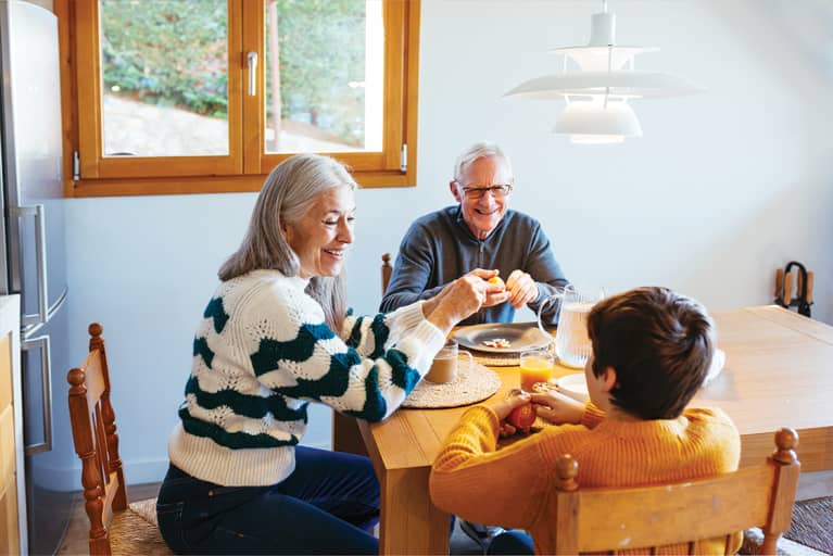 9 Habits That The World's Healthiest & Longest-Lived People Share