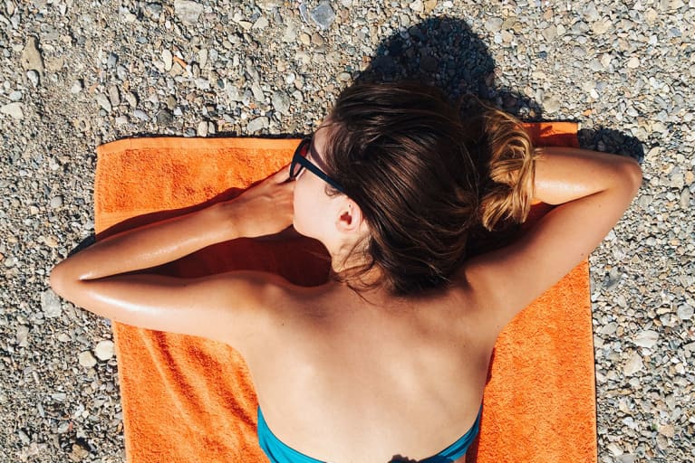 Is Sunbathing In Again? New Study Says So + How To Get A Safe Tan