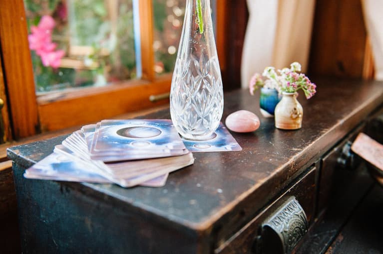 5 Ways To Use A Summertime Altar To Call In Love, Prosperity & More