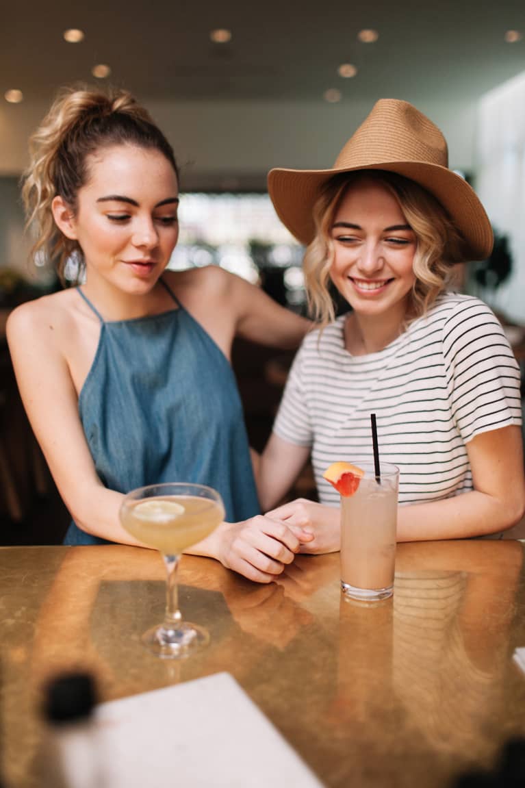 13 Signs you're in a one-sided friendship