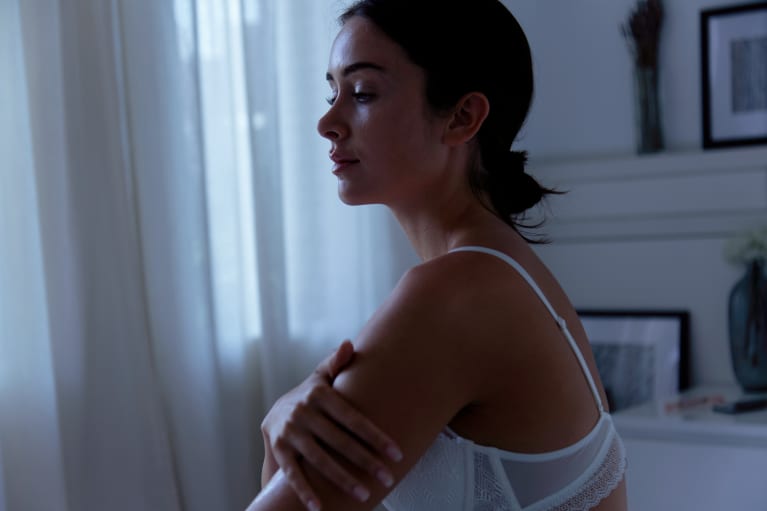 (Last Used: 3/1/21) The Nighttime Routine That Never Fails To Puts This Ayurvedic Expert To Sleep (Last Used: 3/1/21) The Nighttime Routine That Never Fails To Puts This Ayurvedic Expert To Sleep