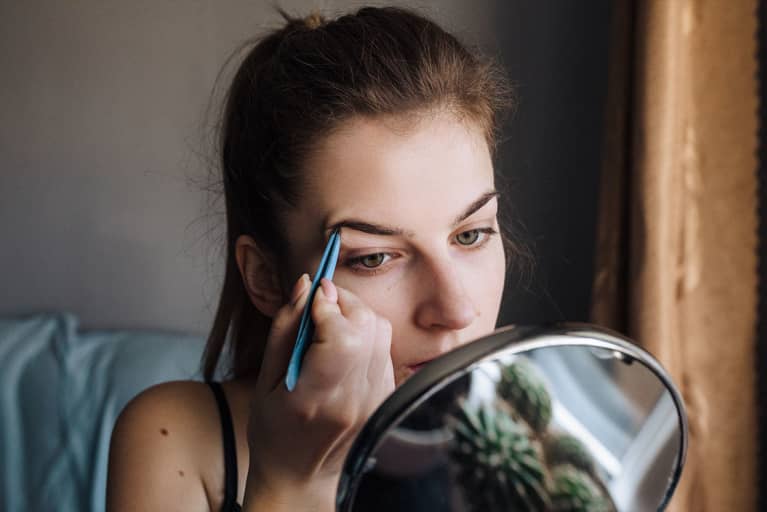 I'm A Brow Specialist & This One Common Habit May Be Aging Your Brows