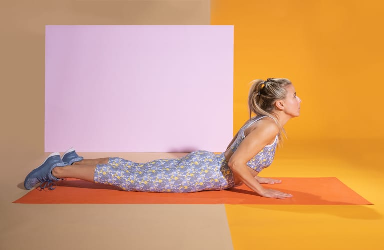 If Your Energy Drops In The Afternoon, You Need To Do This Stretch