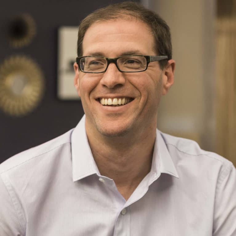 Dr. Todd Sinett Dr. Todd Sinett