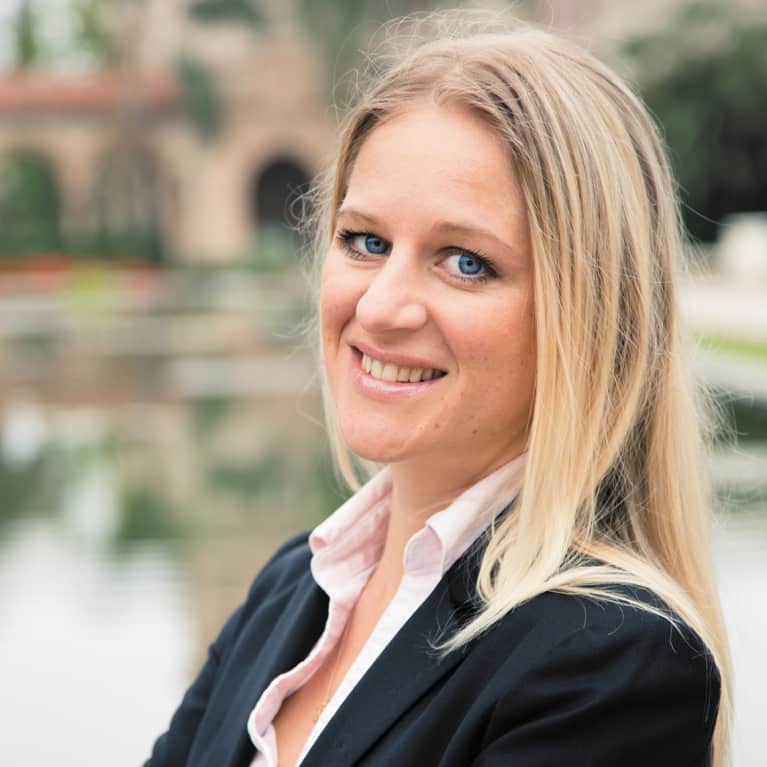 Dr. Emma Seppälä Dr. Emma Seppälä